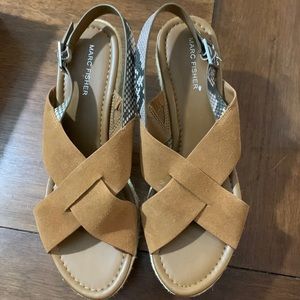 Marc Fisher Espadrille Platform Wedge 9.5